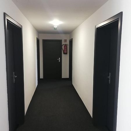 Hotel Zzzimple - Staffless & Self Check-In Pillig Exterior foto